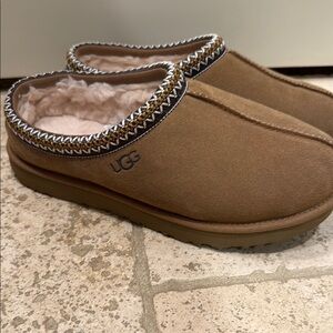 UGG Tasman Slippers